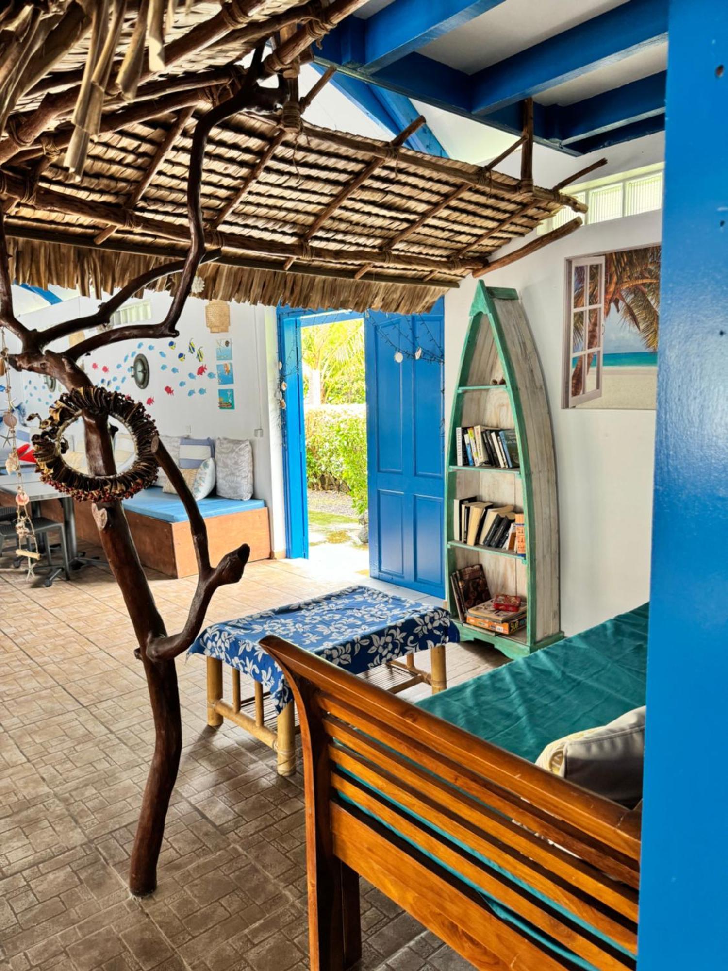 Pension Hibiscus Taha'A Vaitoare  Exterior photo